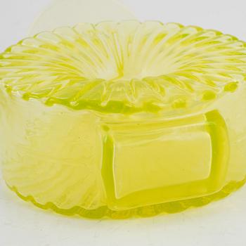 Helena Tynell,  flaska, "Solflaskan", Riihimäen Lasi Oy. I produktion 1964-1974.