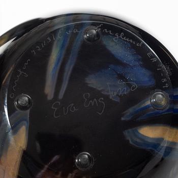 Eva Englund, a graal glass vase, Orrefors 1989.