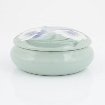 Algot Erikson, an Art Nouveau porcelain lidded box, Rörstrand, early 20th Century.
