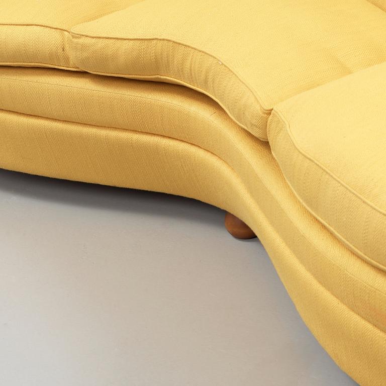 JOSEF FRANK, soffa, Firma Svenskt Tenn, modell 968.