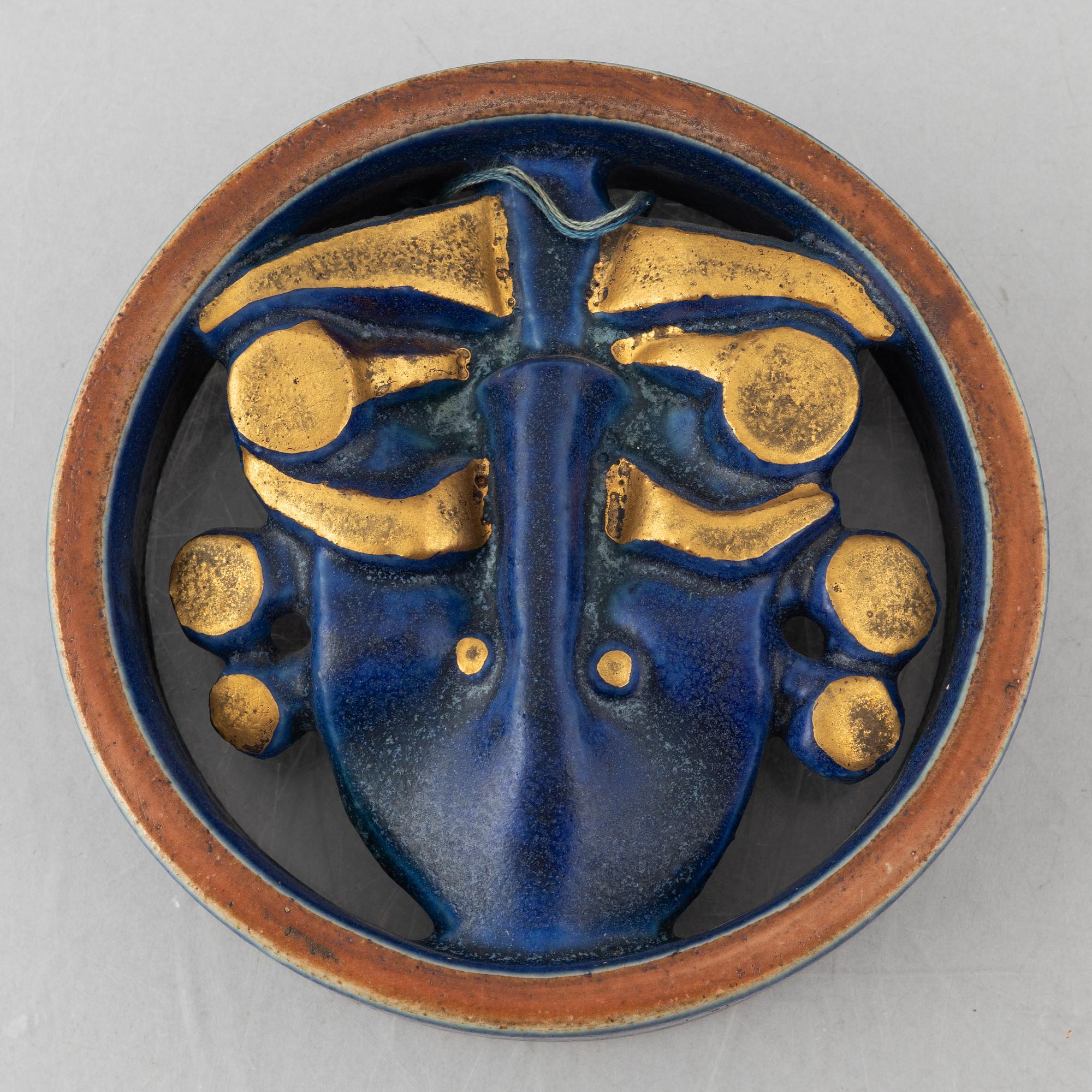 Lisa Larson, väggreliefer, 5 st, stengods, bl.a. ur serien "Rundel", Gustavsberg.