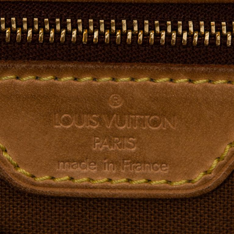 VÄSKA, "Mini Looping", Louis Vuitton.