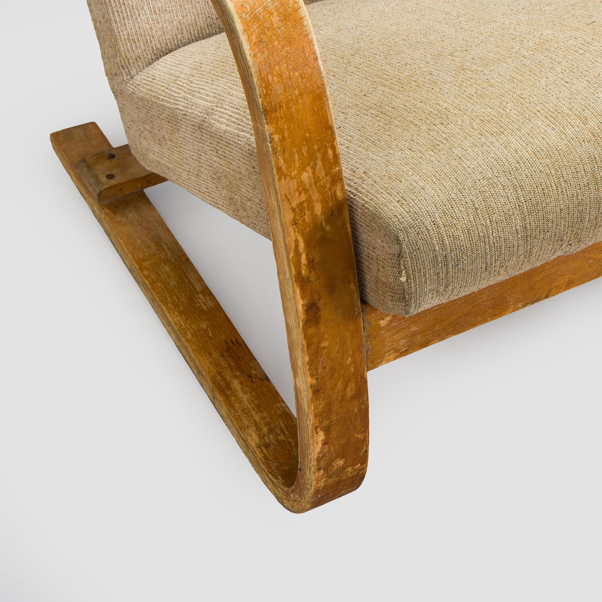 Alvar Aalto, Fåtöljer, 2 st, modell A35 och A36 O.Y. Huonekalu- ja Rakennustyötehdas A.B. 1940/1950-tal.