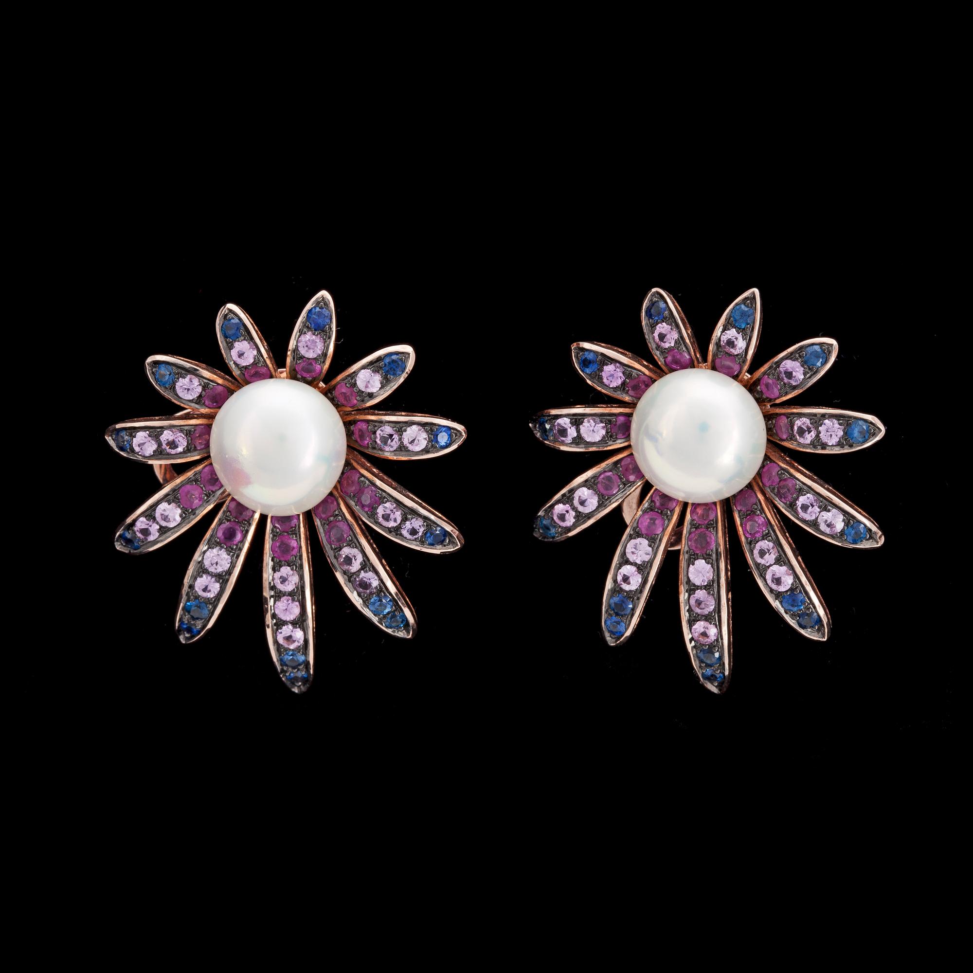 EARRINGS, pink and blue sapphire with cultured pearls.