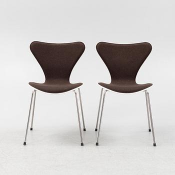 Arne Jacobsen, stolar 6 st, "Sjuan", Fritz Hansen, 2013.