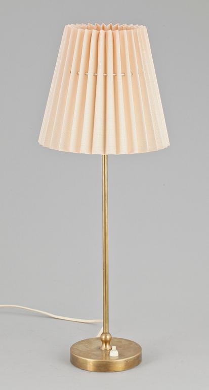 BORDSLAMPA, mässing, Josef Frank. Svenskt Tenn. Nr 2332.