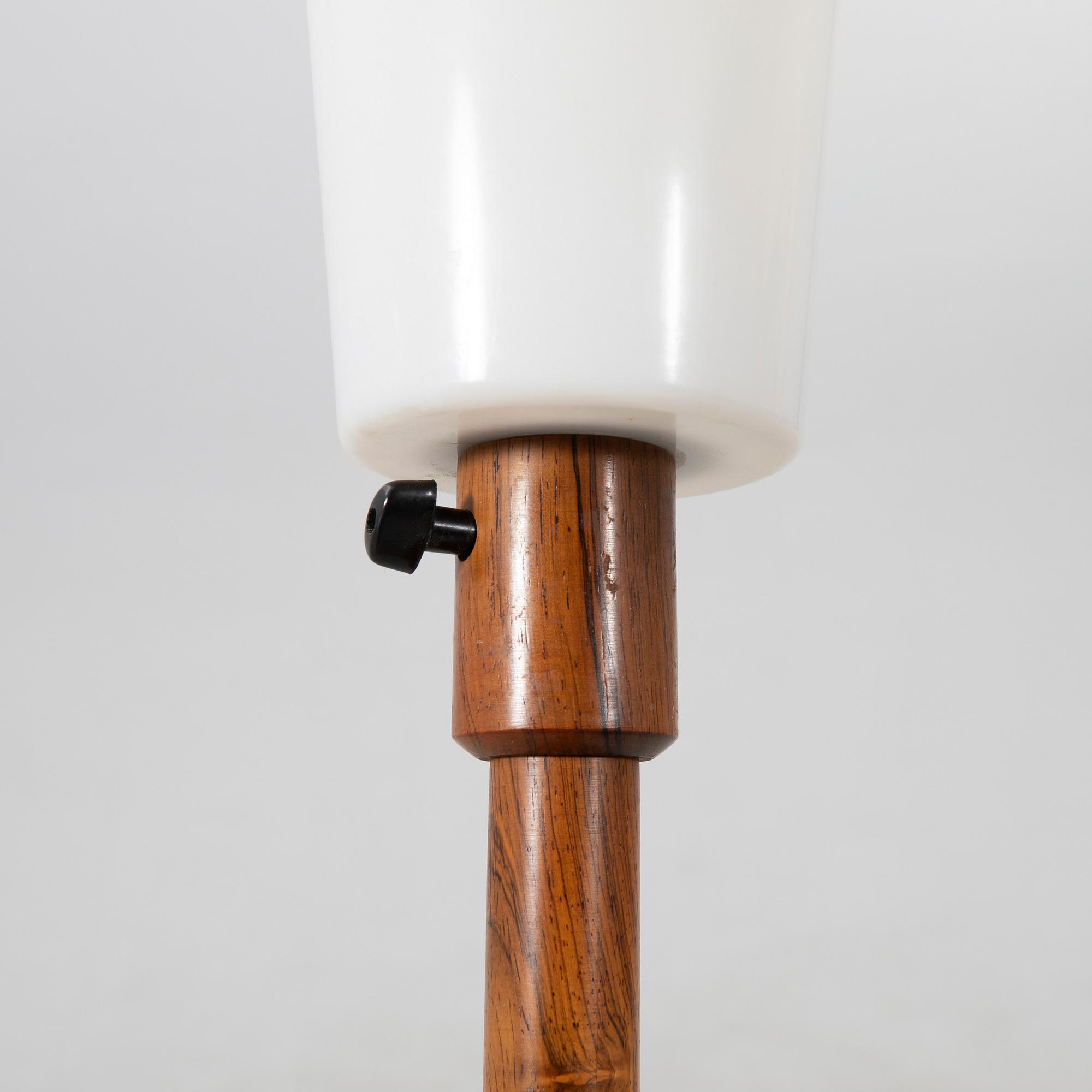 Uno & Östen Kristiansson, floor lamps a pair, Luxus, second half of the 20th century.