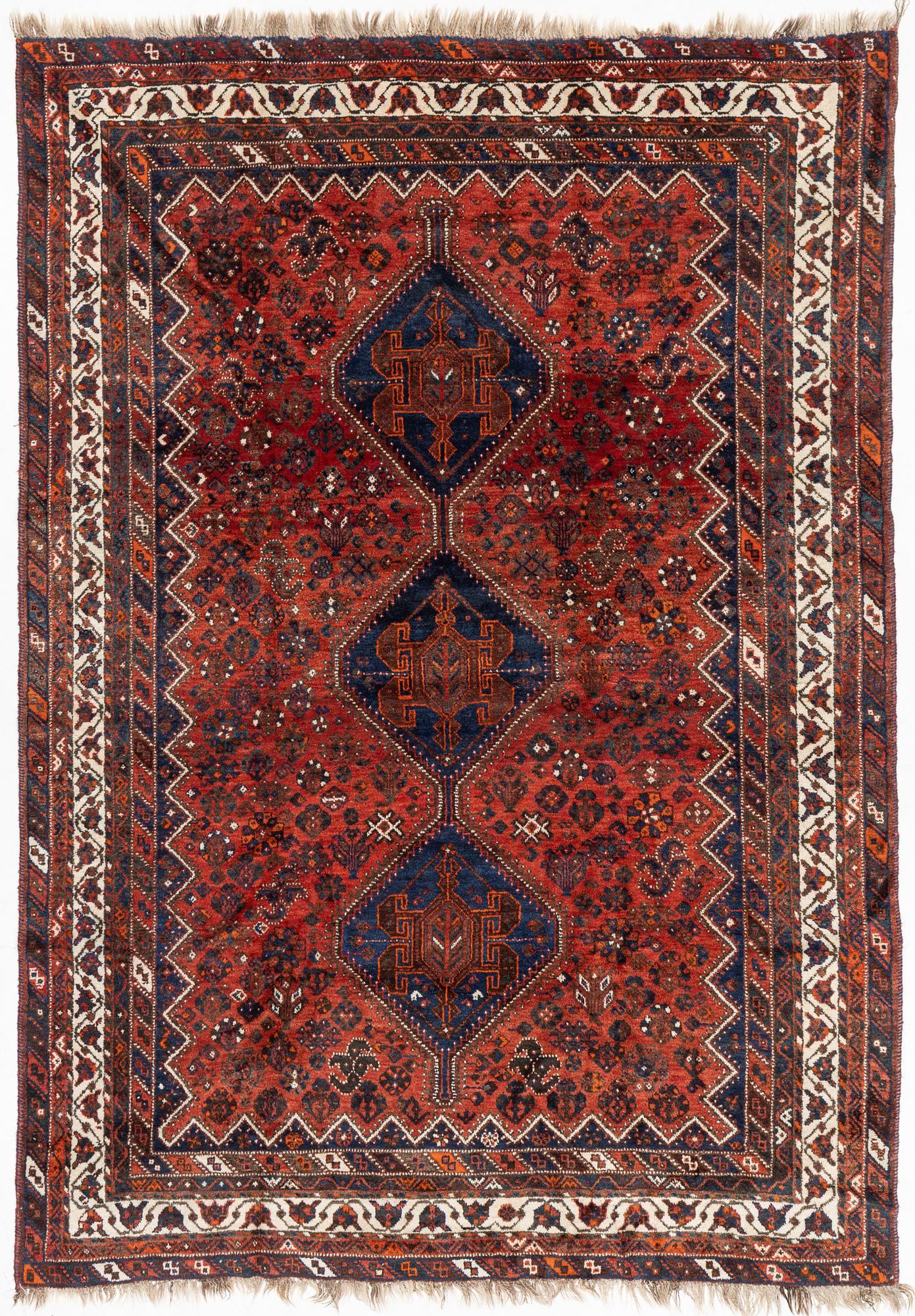 Matta, Shiraz, ca 320 x 225 cm.