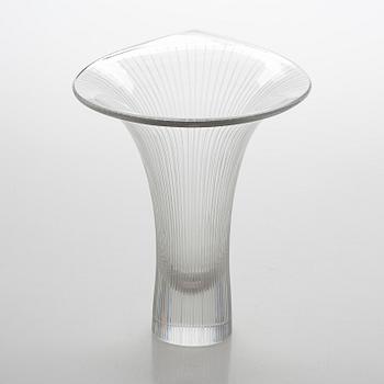 Tapio Wirkkala, a 'Chanterelle' vase, signed Tapio Wirkkala, Iittala -55.