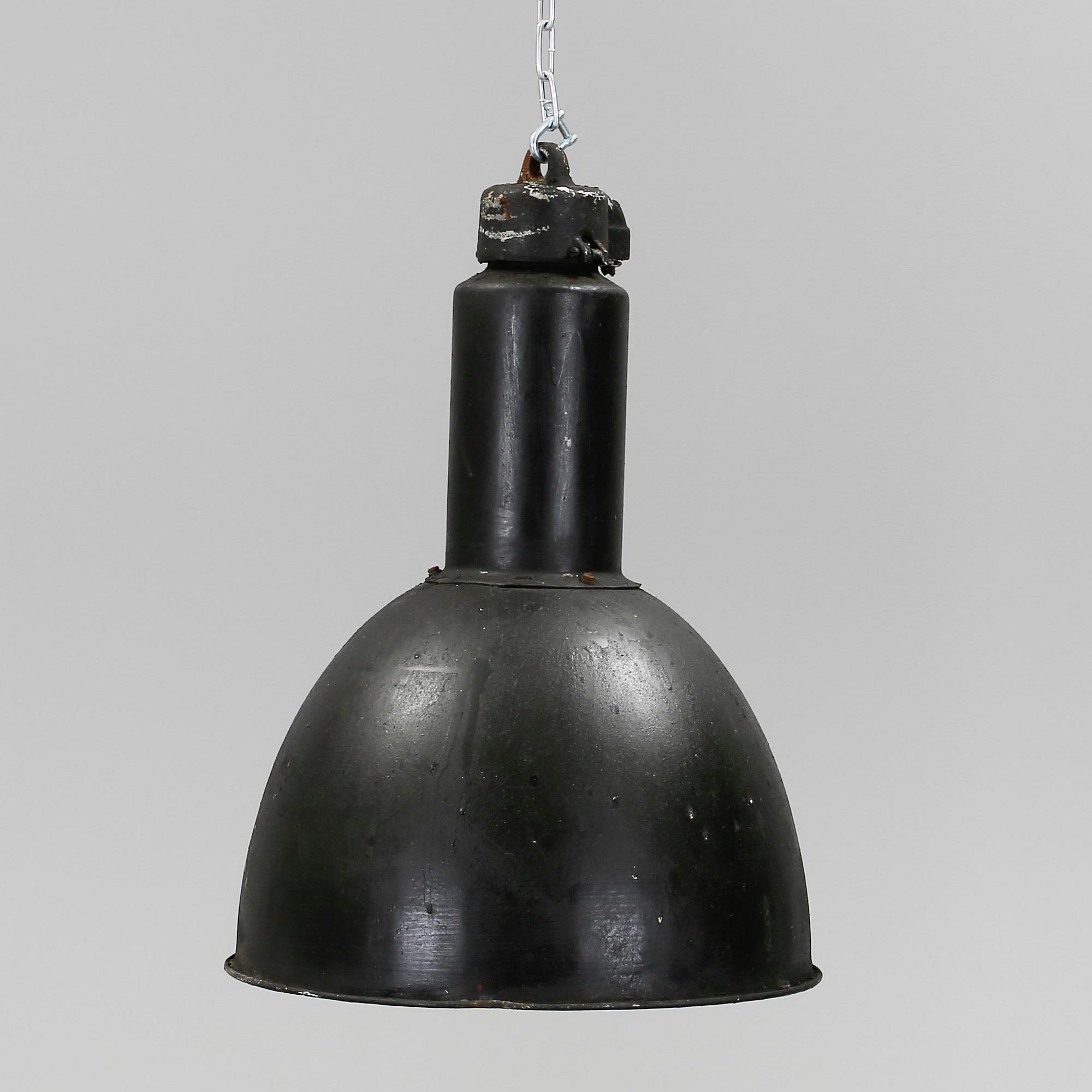 TAKLAMPA, industri, 1900-tal.