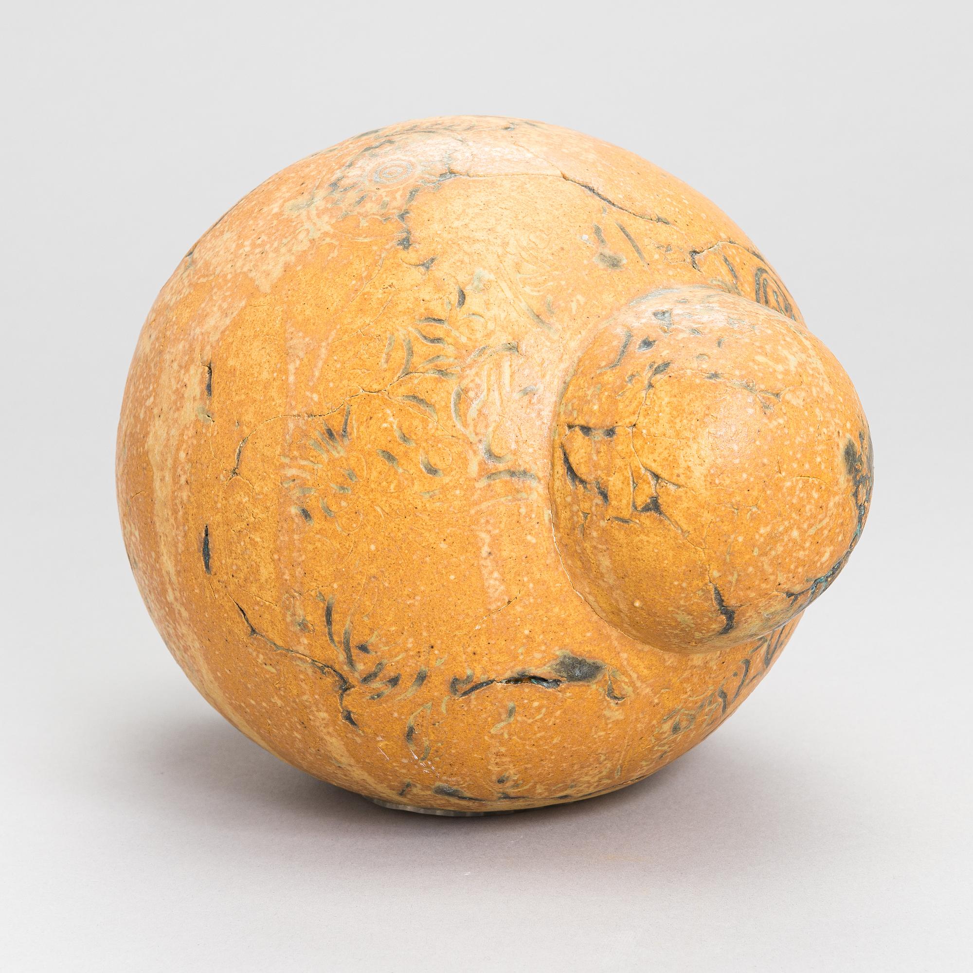 Anna Hackman, skulptur, "Random encounters", signerad A. Hackman 2000.