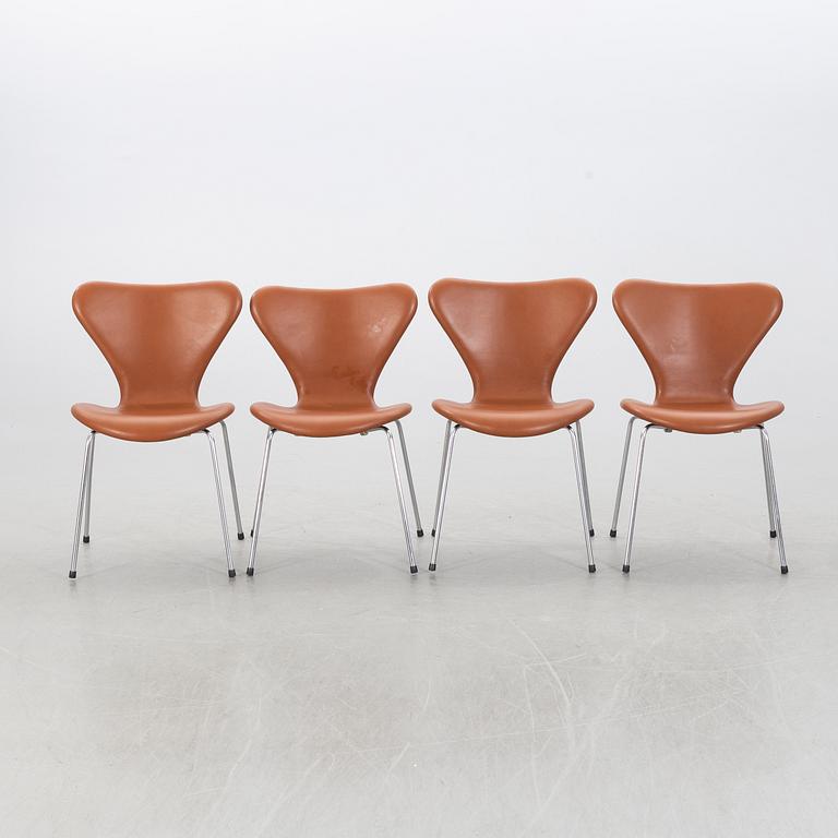 ARNE JACOBSEN, 6 "Sjuan", chairs, Fritz Hansen, Denmark.