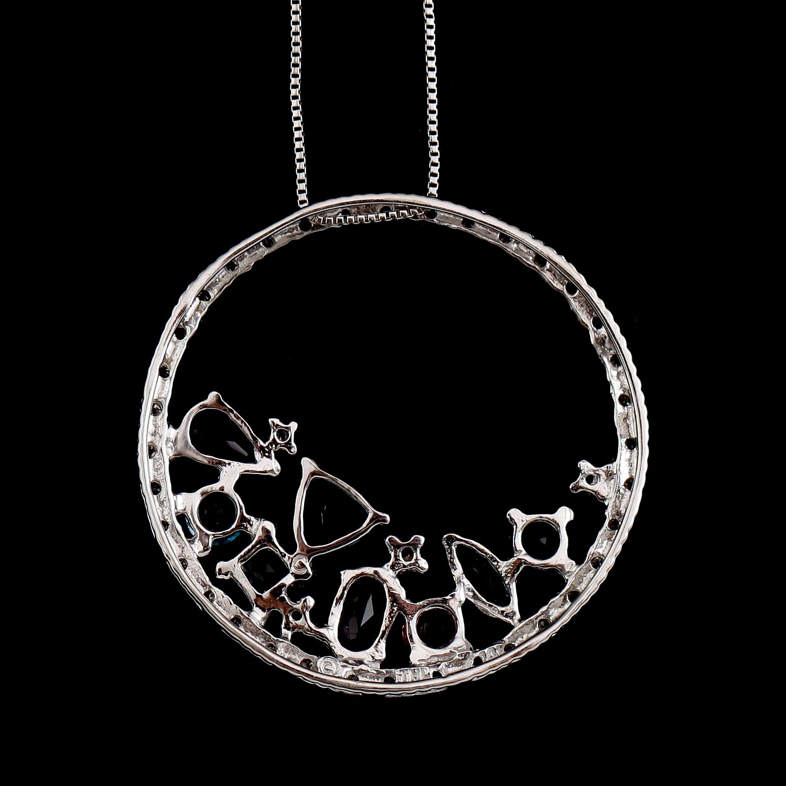 HÄNGE, 14 k guld, olikfärgade topaser, briljantslipade diamanter tot ca 0.12 ct.