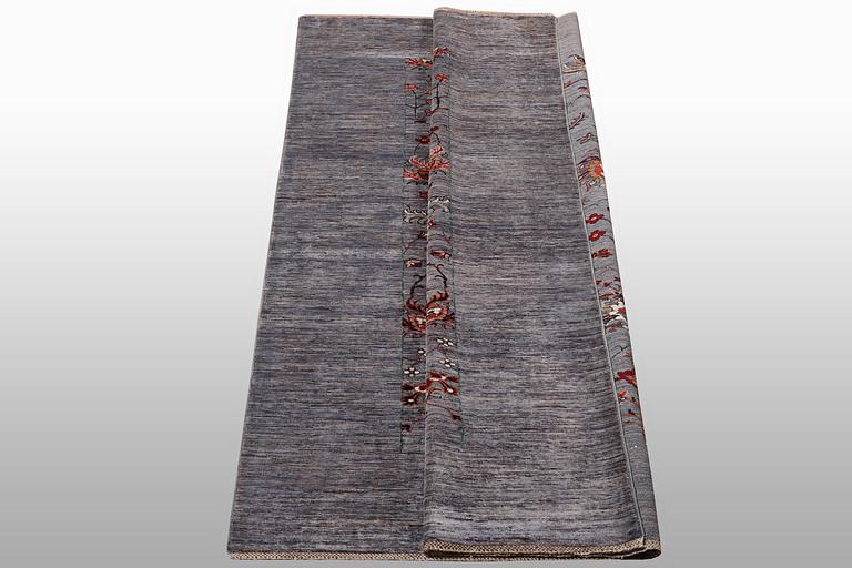 A carpet, Ziegler Ariana, ca 294 x 208 cm.