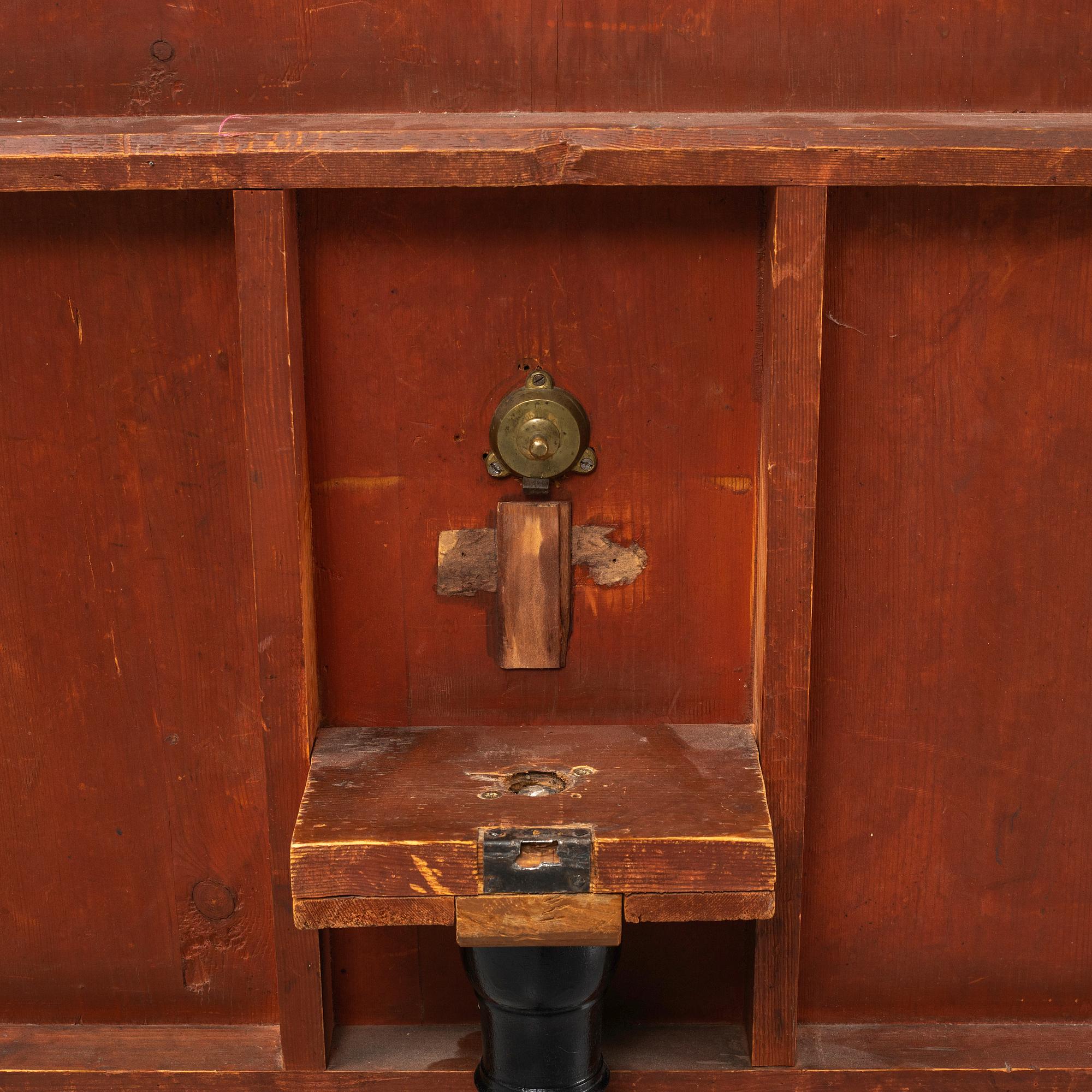 Fällbord av Lars Erik Lindell (mästare i Köping 1818-1843).