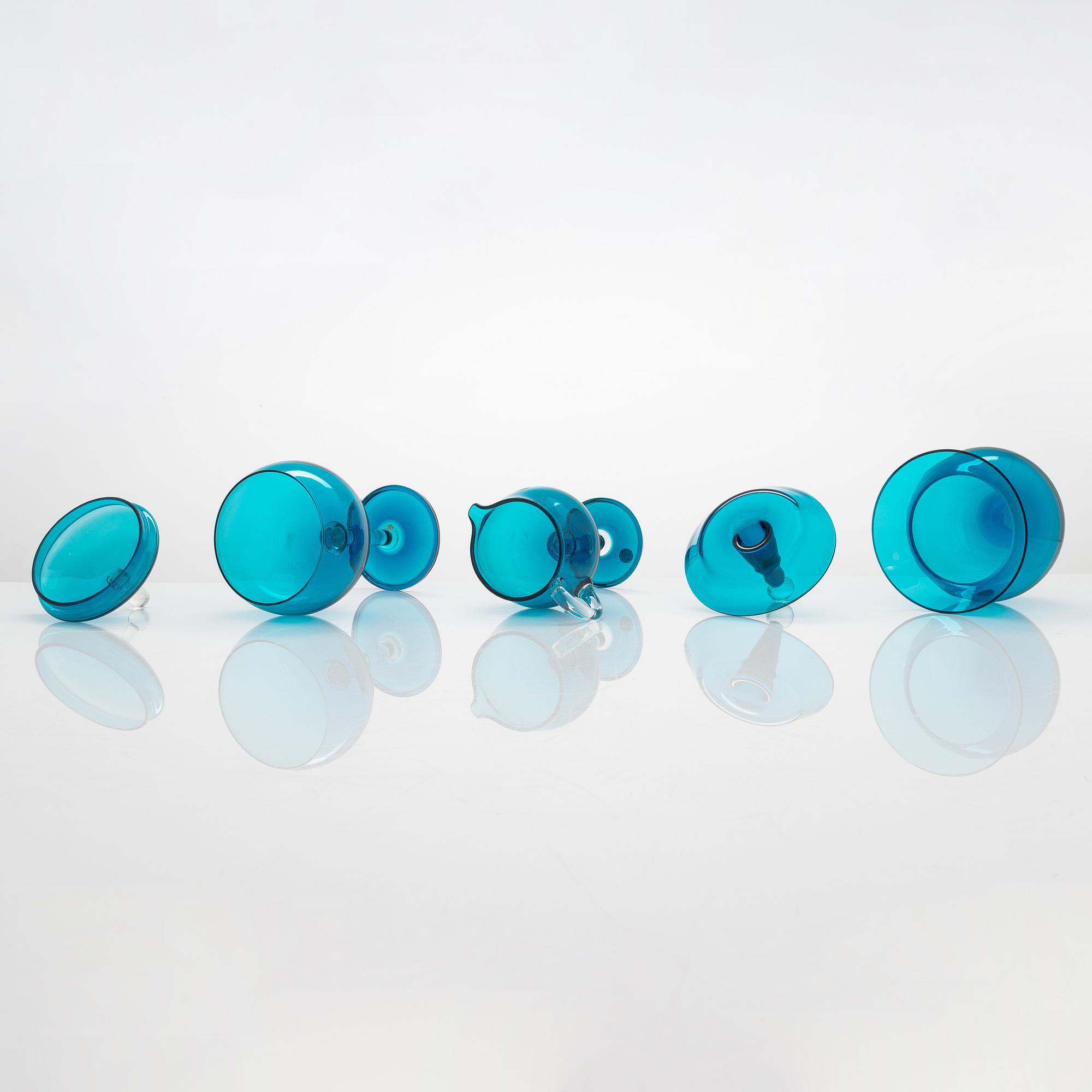 Nanny Still, a 5-piece 'Harlequin' glassware for Riihimäen Lasi Oy.