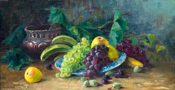 107. Ada Thilén, STILL LIFE WITH FRUITS.