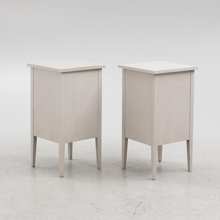 Sängbord, ett par, 1900-talets första hälft.