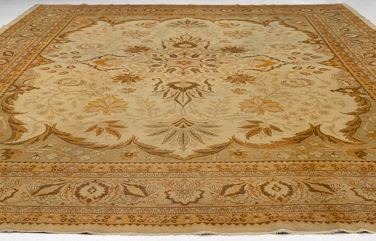 An Amritsar Carpet, North India, c 460 x 365 cm.