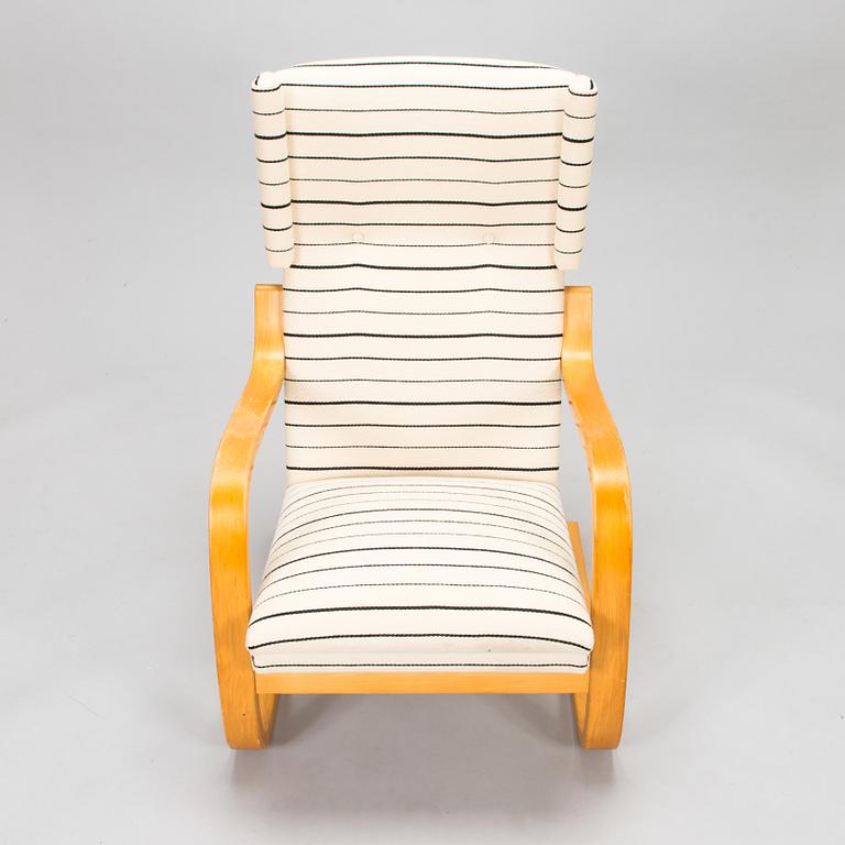 Alvar Aalto, fåtölj, modell 36/401,  O.Y. Huonekalu- ja Rakennustyötehdas A.B. 1900-luvun puoliväli.
