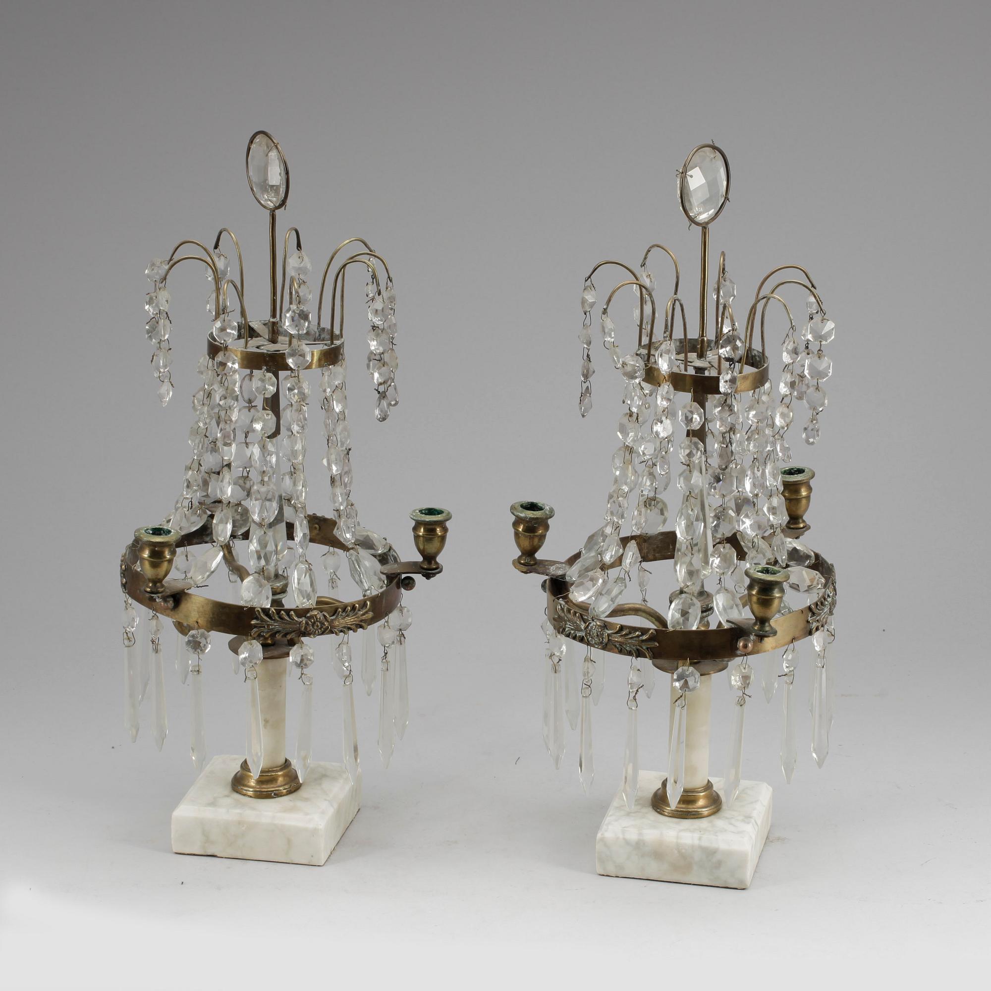 BORDSLYSTRAR, ett par, gustaviansk stil, 1800/1900-tal.