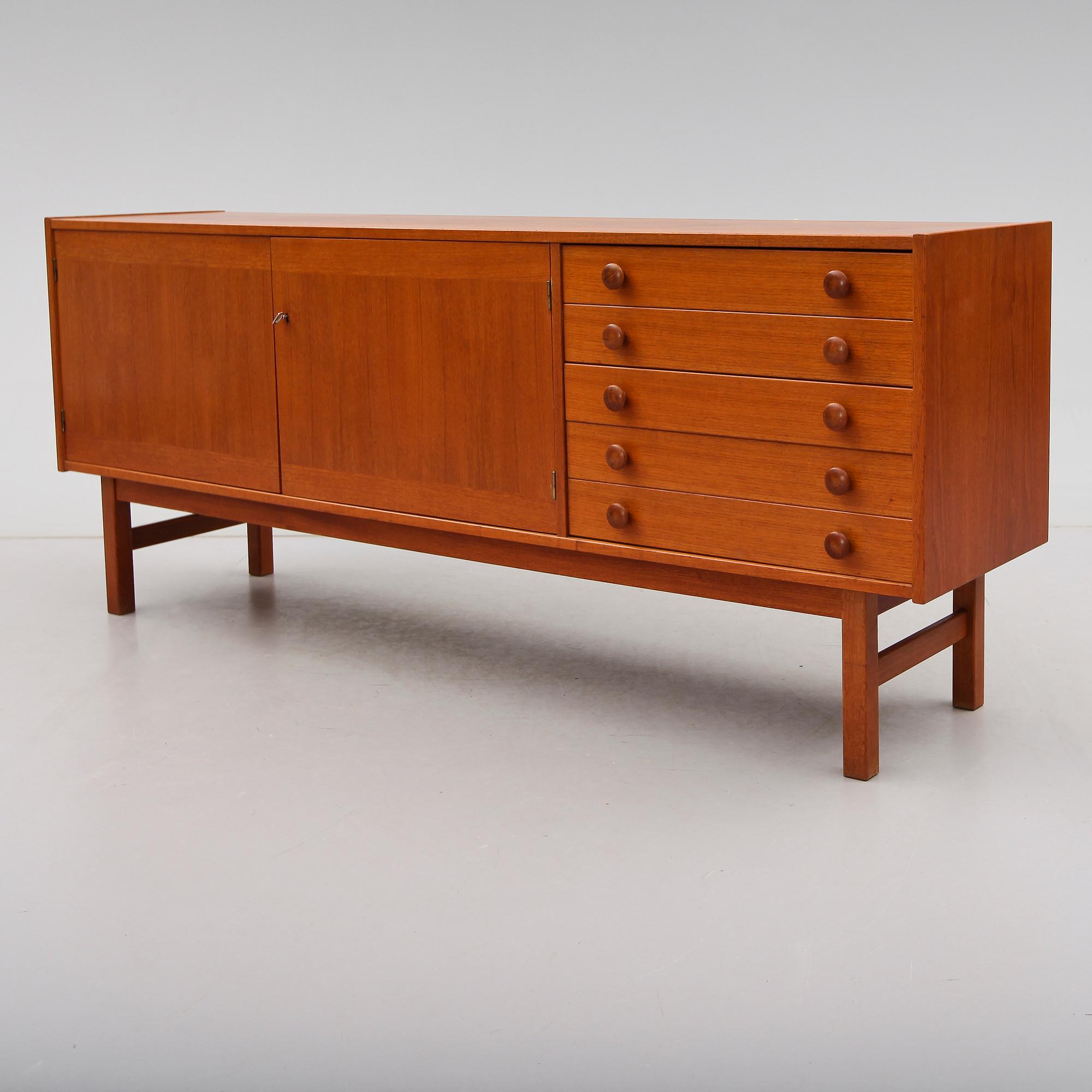 SIDEBOARD, 1900-talets andra hälft.