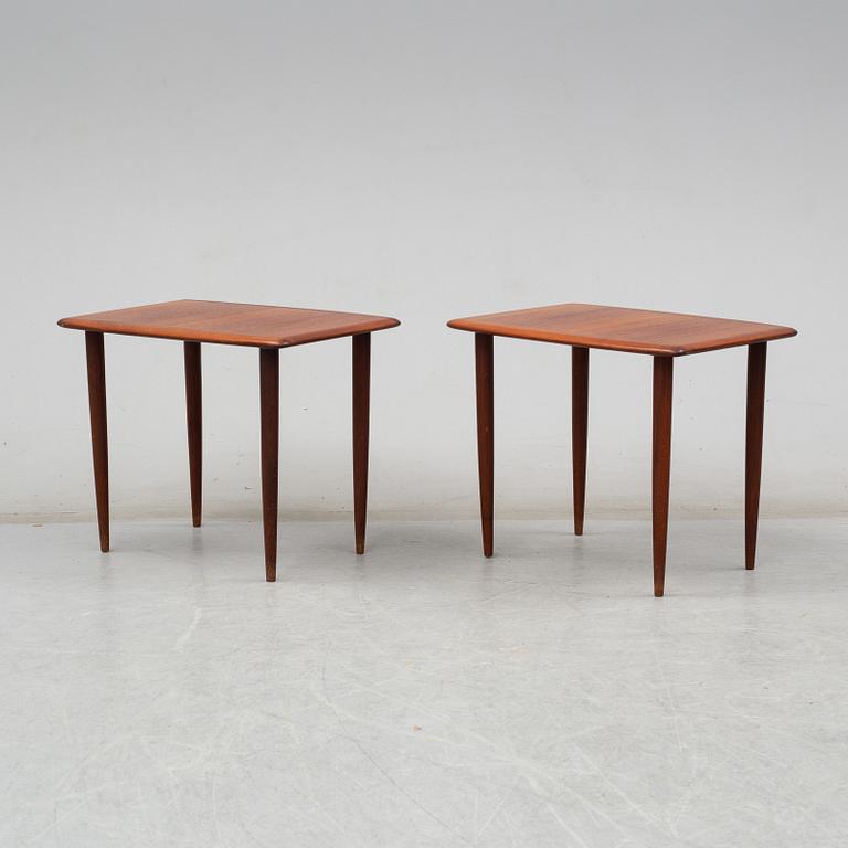 A PAIR OF COFFEE TABLES, Alberts, Tibro 1965.