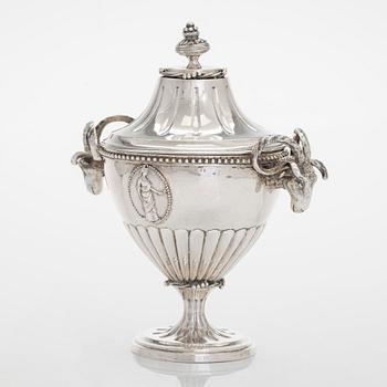 Mikael Nyberg, sockerskål med lock, silver, Stockholm 1788. Gustaviansk.
