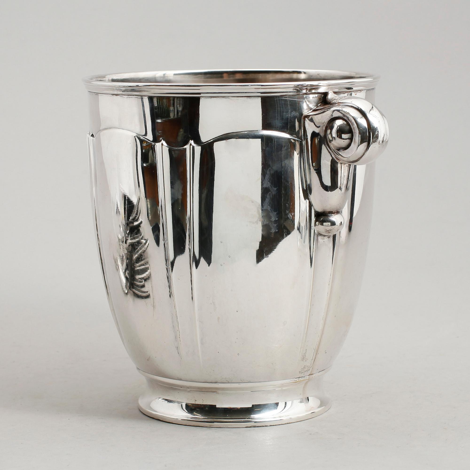 VINKYLARE, nysilver, 1900-talets mitt.
