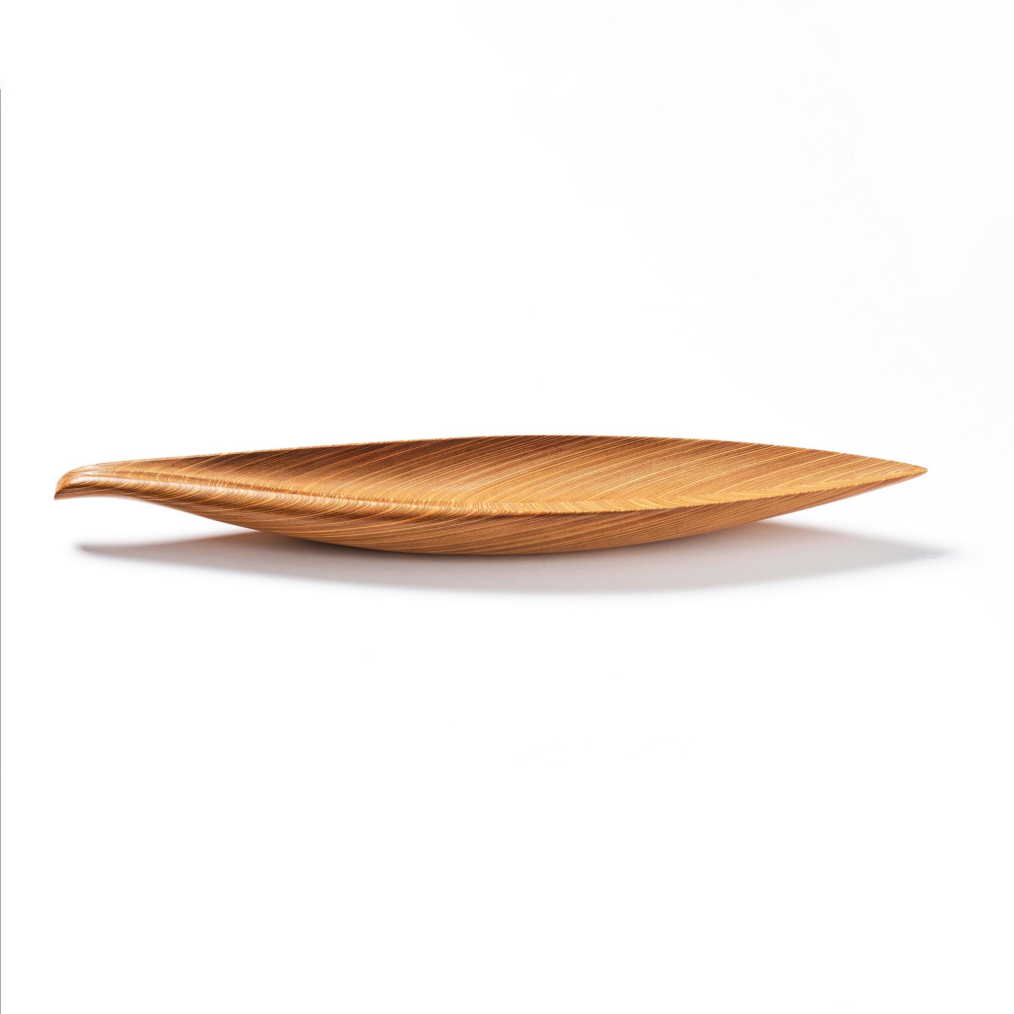 Tapio Wirkkala, lövformat fat, laminerad björk-plywood
Finland 1950-tal.