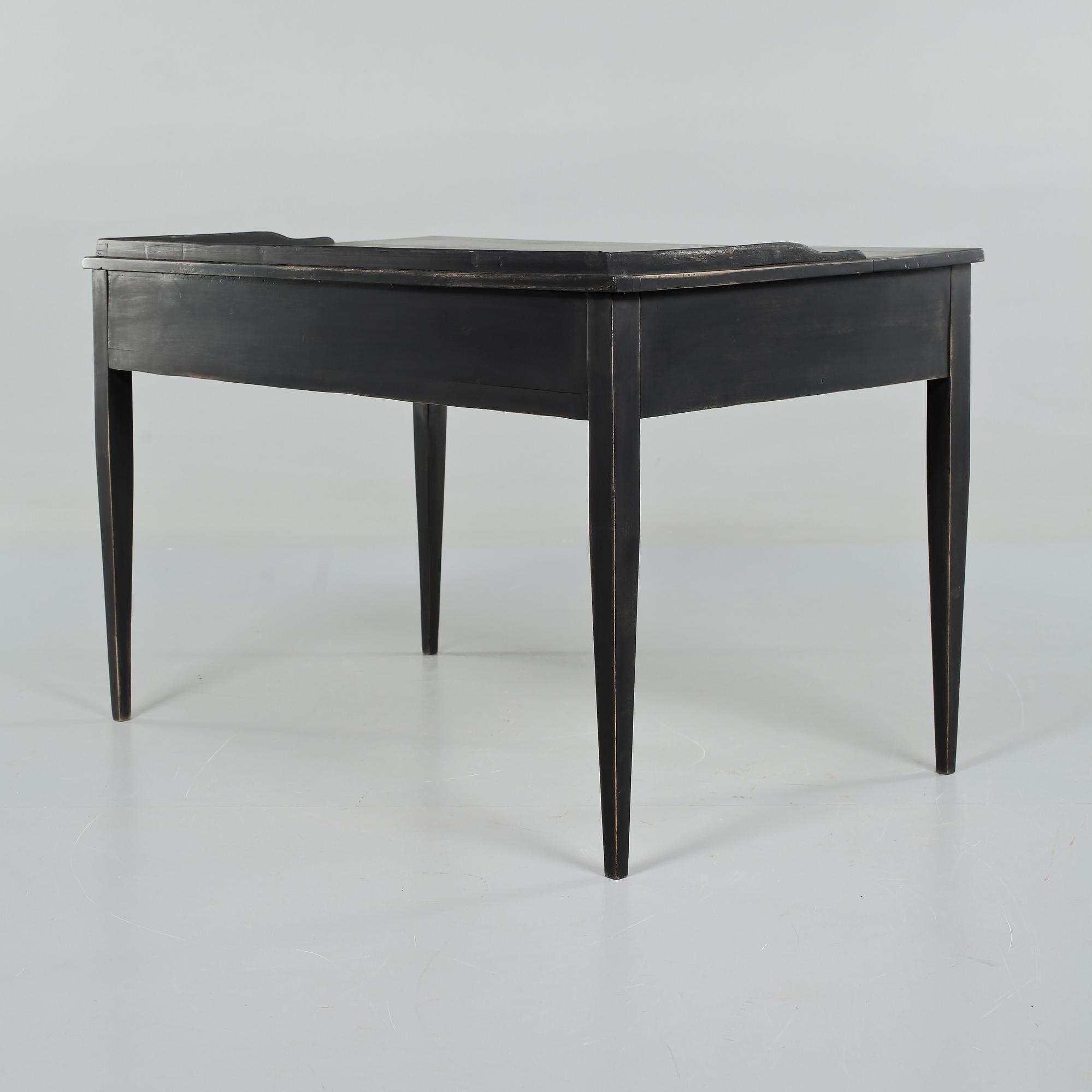 SKRIVBORD, gustaviansk stil, 1900-talets första hälft.