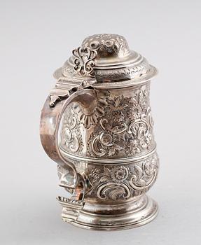 STOP, silver, IM,  London 1766. Vikt ca 788 g.