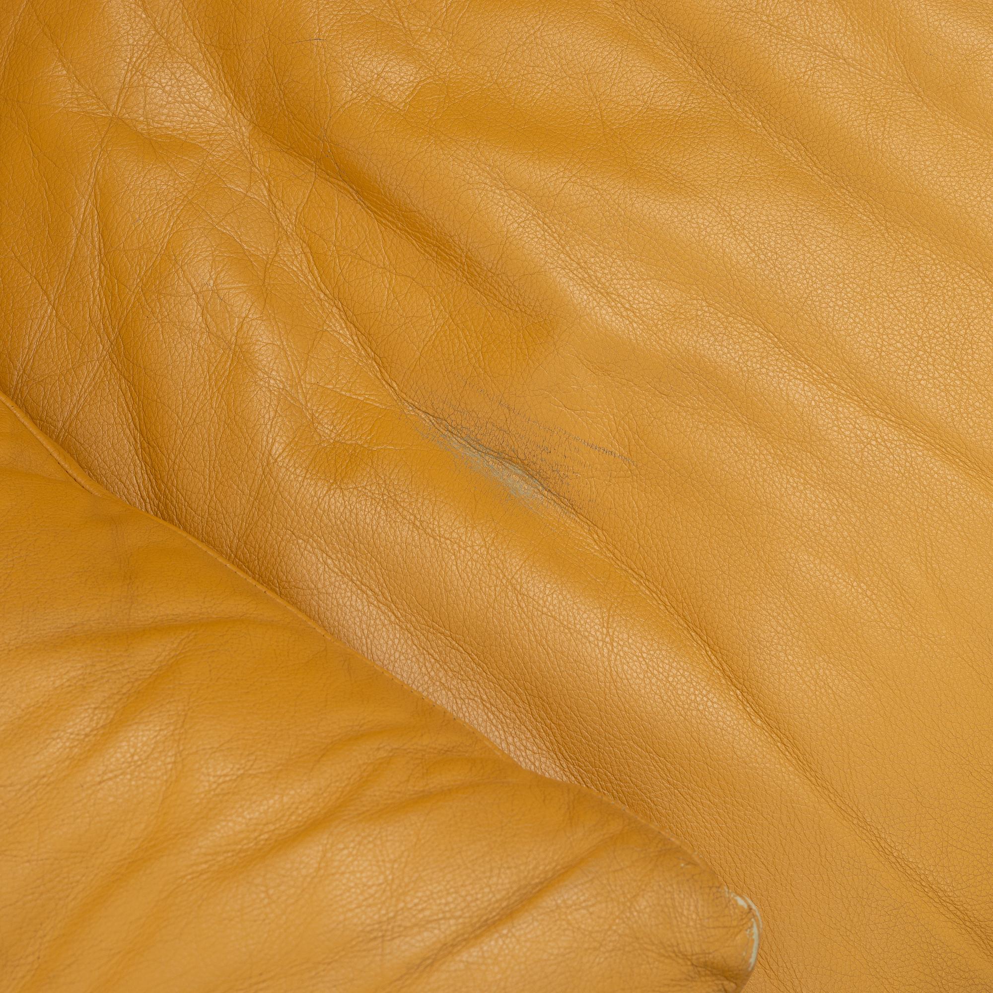 Vico Magistretti, soffa och fåtölj, "Maralunga", Cassina, Italien.