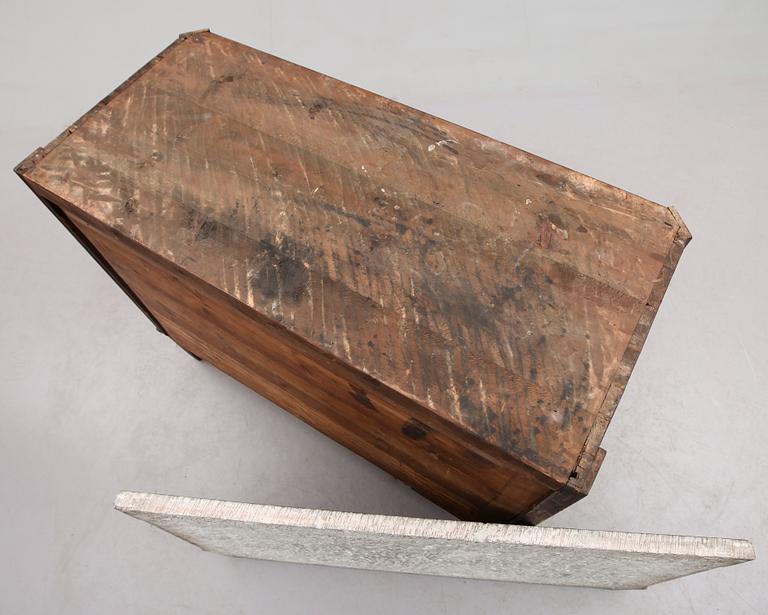 BYRÅ, sengustaviansk, 1800-talets första hälft.