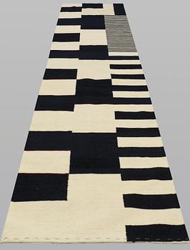 A runner flat weave, ca 286 x 83 cm.