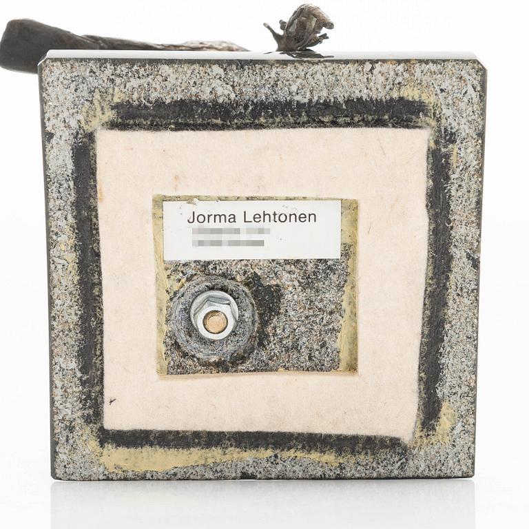 Jorma Lehtonen, Töyhtötiaiset.