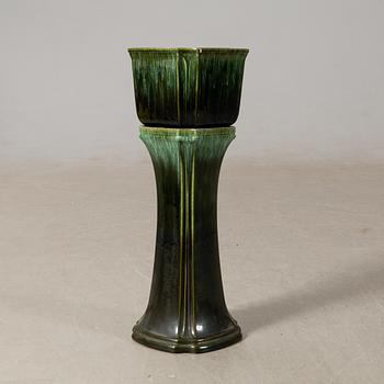 Outer casing with pedestal Scheurich ceramics Germany, 20th century, second half.
