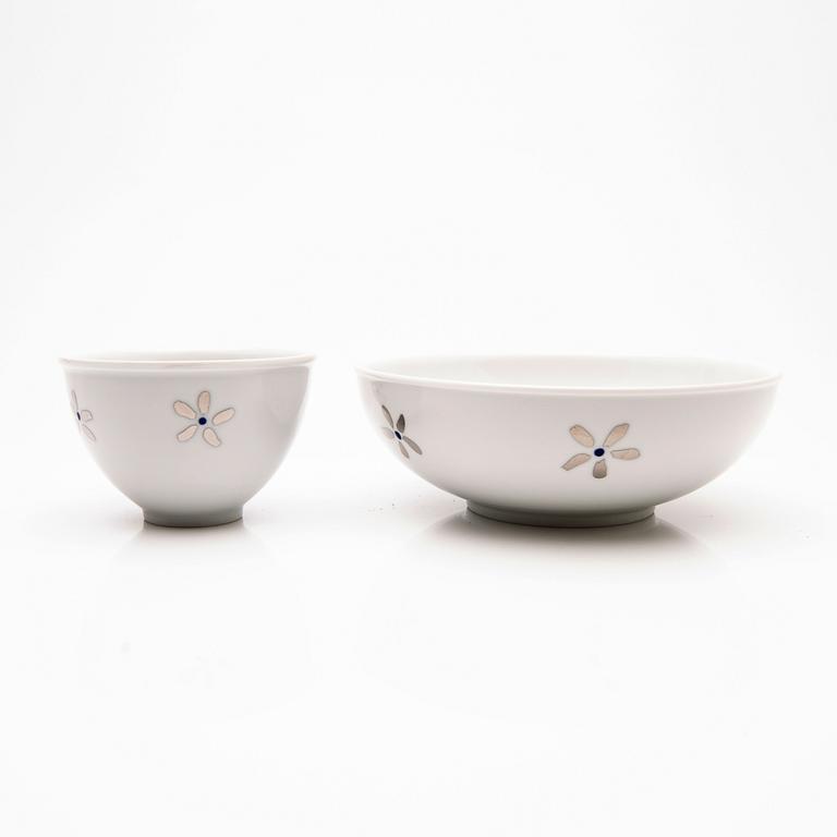 Jonas Bohlin, service pieces, 61 pcs, porcelain, "Qvint", Rörstrand.