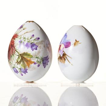 Two Russian porcelain Easter Eggs, circa 1890-1900, Imperial Porcelain Manufactory, St Petersburg.