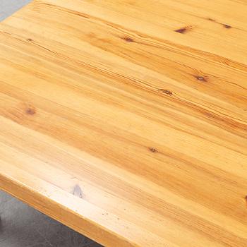 Uno & Östen Kristiansson, a pine table, Luxus 1970's.