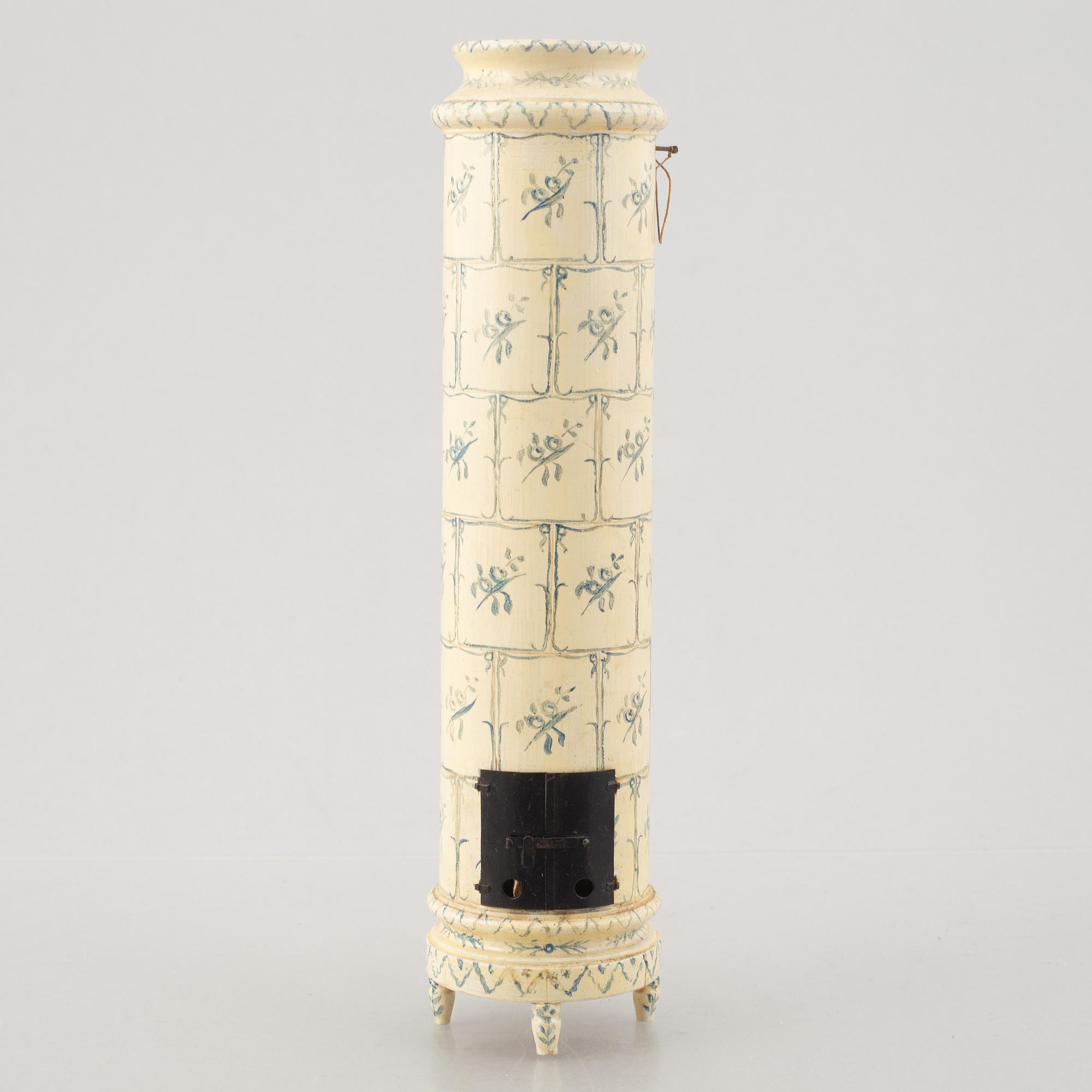 Dockskåpsmöbler, 8 delar samt accessoarer, Berit Bergström, Nolbyn, Värmländskt Hantverk, 1940-/50-tal.