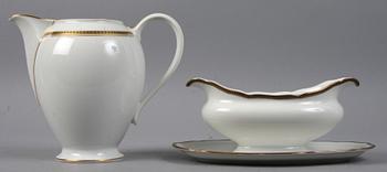 SERVISDELAR, 57 delar, porslin, "Madeleine", Hutchenreuter, 1900-talets andra hälft.