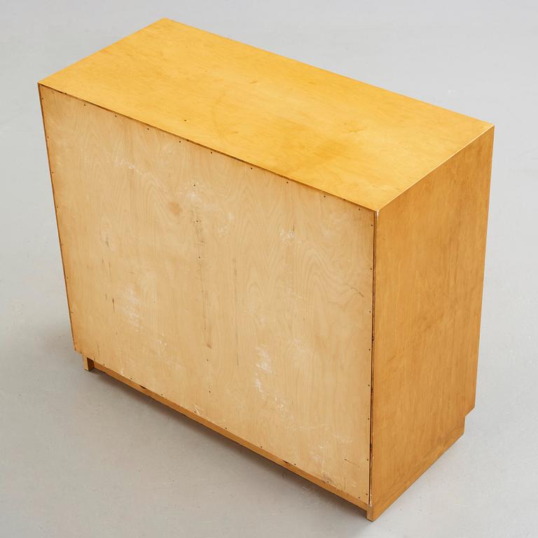Alvar Aalto, a birch chest of drawers, made on license by Aalto Design Hedemora Sweden 1946-56, for Artek.