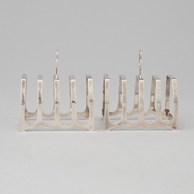 a pair of silver toastracks by Cooper Brothers and Sons, Sheffield 1939.