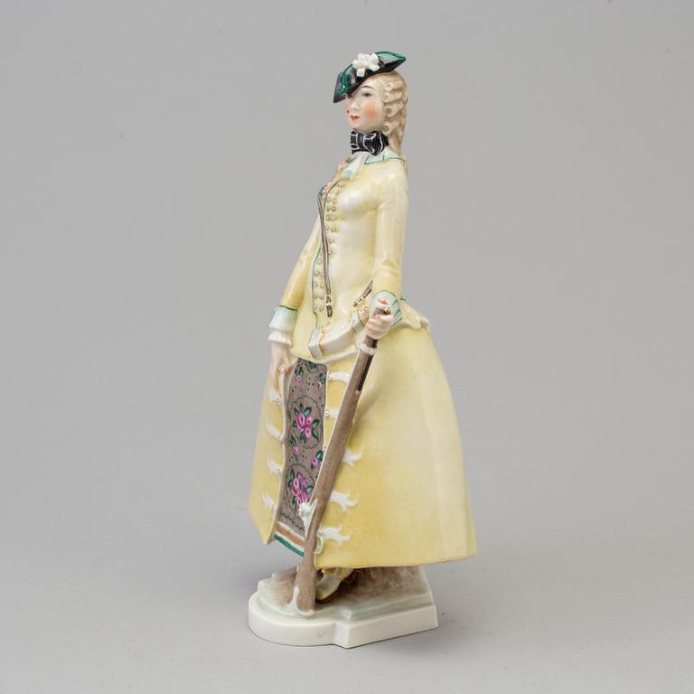 A porcelain figure of a female hunter, Germany, Schwartzburger Werkstätten, Unterwissbar, 1920's.