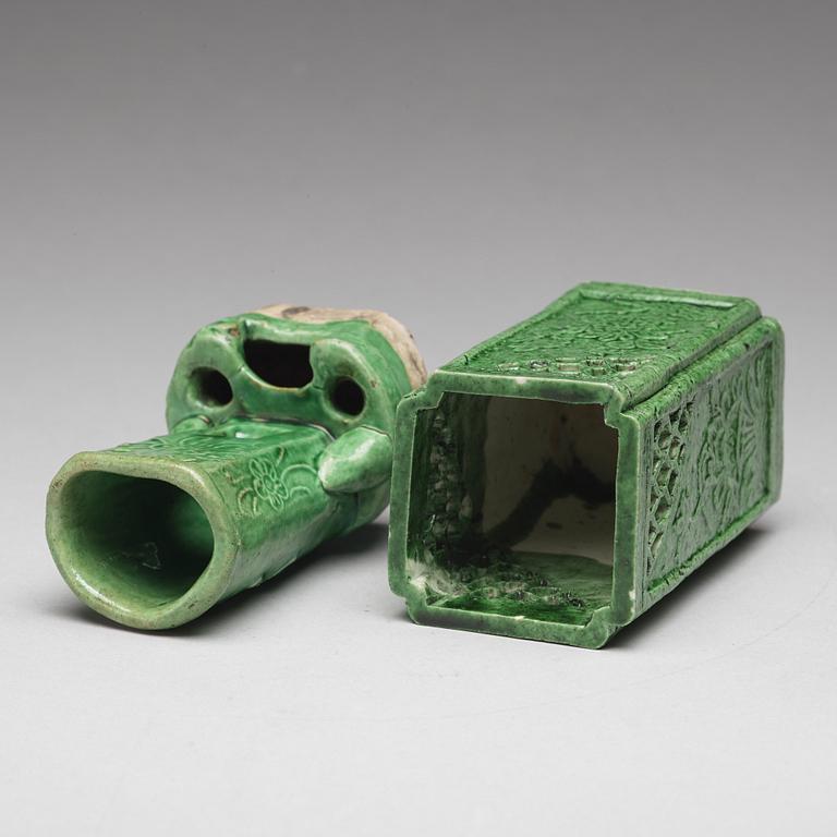 Two Chinese apple green glazed brush holders, Qing dynasty, 19th Century.