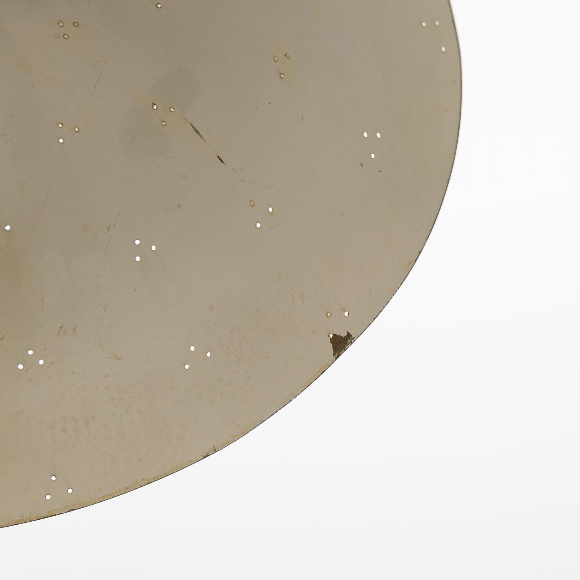 Paavo Tynell, pöytävalaisinpari, malli 9209, Taito 1900-luvun puoliväli.