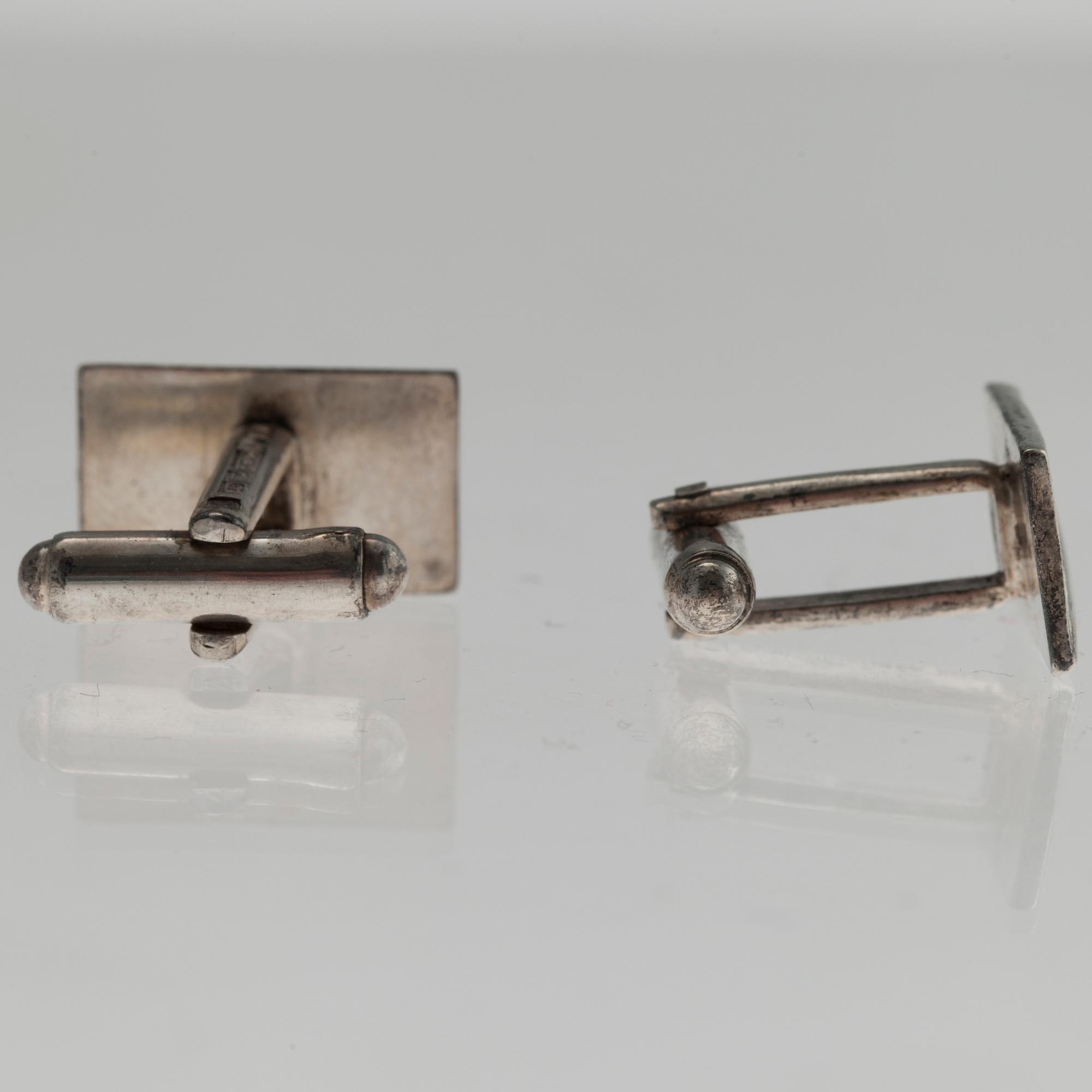 MANCHETTKNAPPAR och SLIPSNÅL, silver, OMN Åbo 1956.