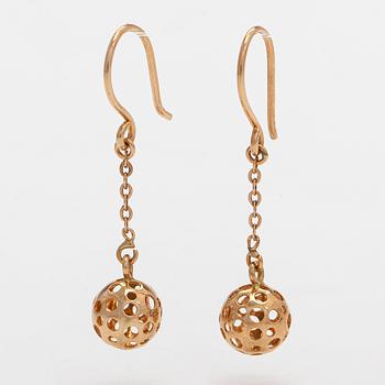 Liisa Vitali, korvakorut, "Leppäkerttu", 14K kultaa.