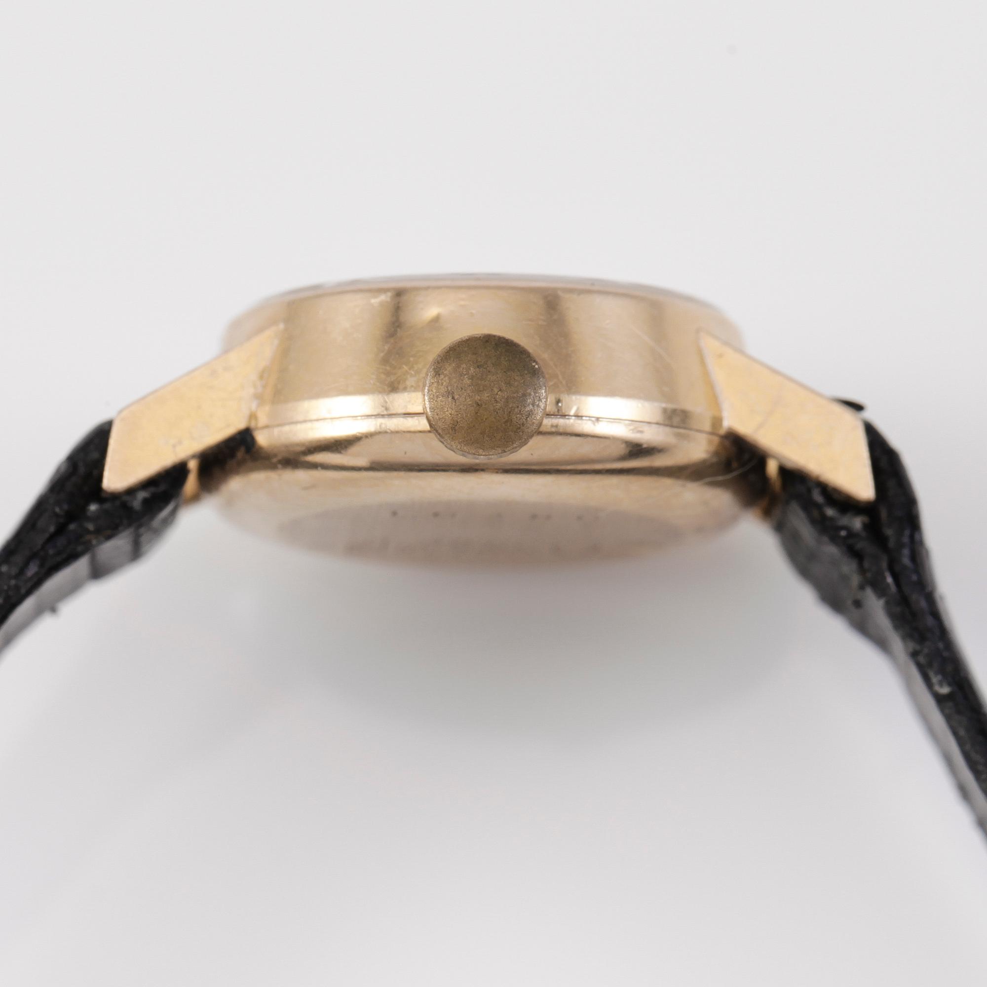 ARMBANDSUR, 18K, Kadet, 1900-talets mitt.